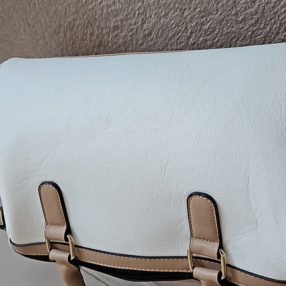 Spring Purse - Picture 4 of 6